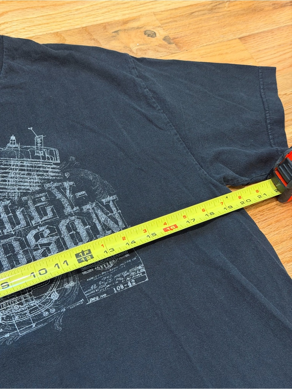 Harley Davidson Graphic Tee - Picture 4 of 5